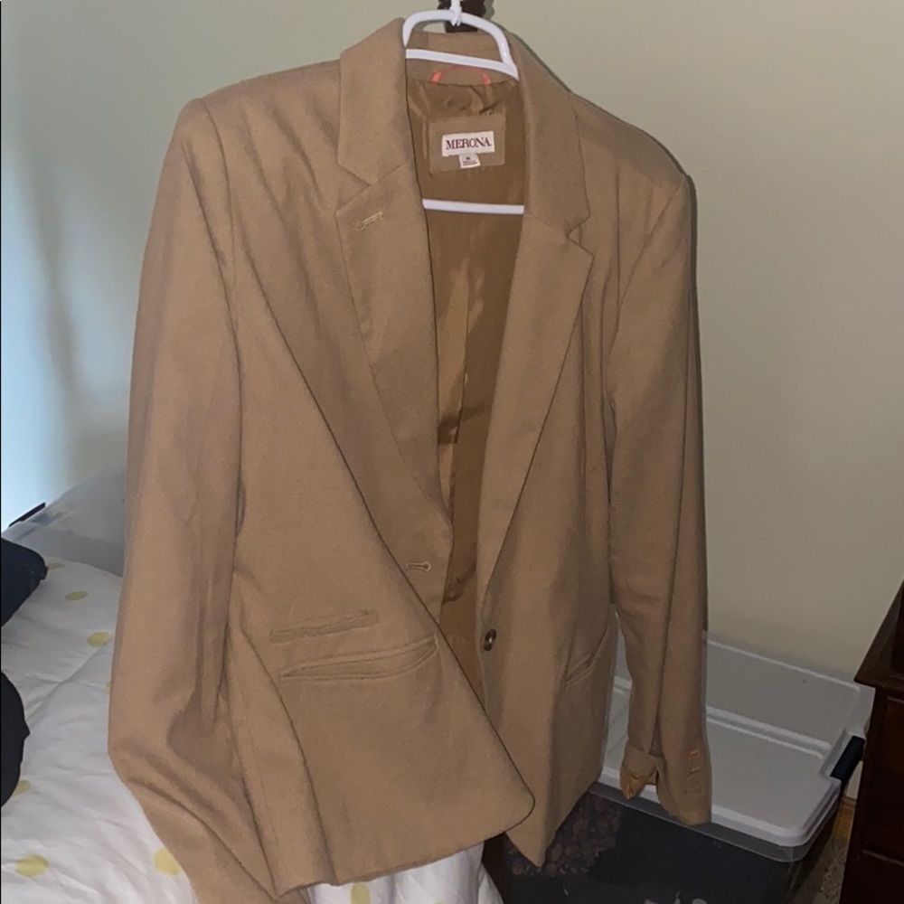Brown/Tan Wool Jacket/Blazer only work 2-3 times
